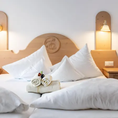 Garni Europa Hotell 4*