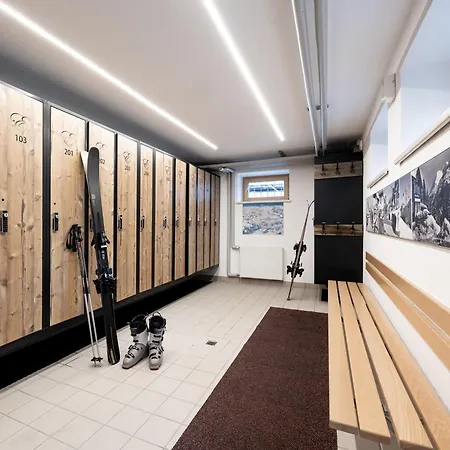 Garni Europa Hotel 4*